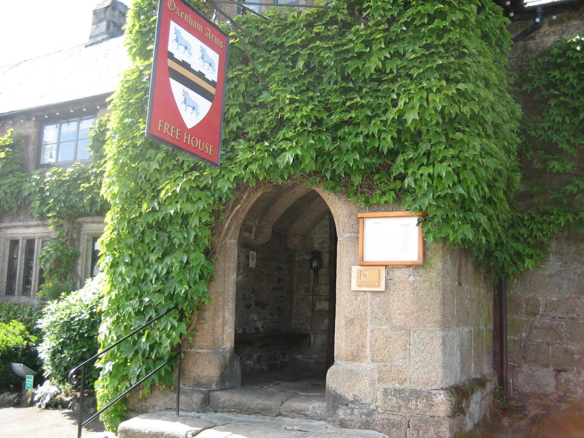 The Oxenham Arms Hotel Devon South Zeal Экстерьер фото